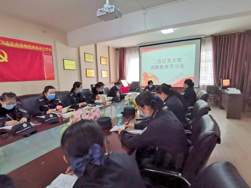 番茄酱和番茄沙司的区别各是什么？
